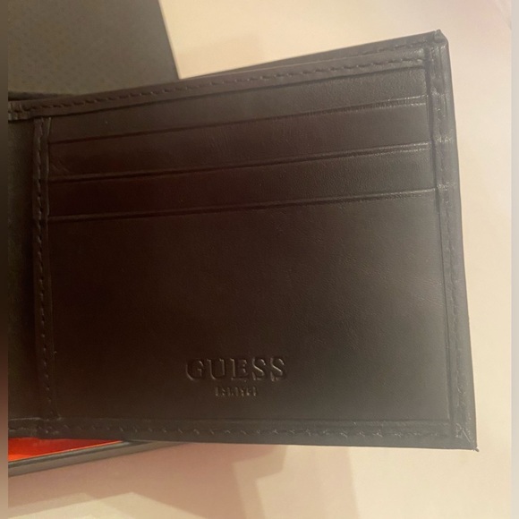 Guess Genuine Leather Wallet RFID Protection Black NWT - Picture 5 of 8